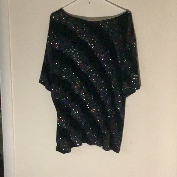 Erena Woman Black Blouse with Beaded Embellishments - Picture 6 of 6